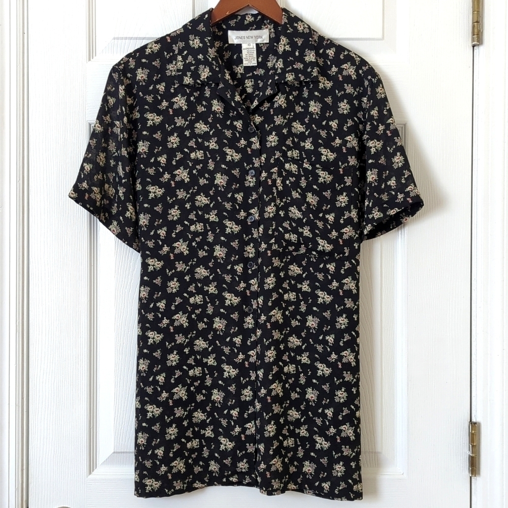 Jones New York 90's Vintage Floral Short Sleeve Button Down Blouse Black 10